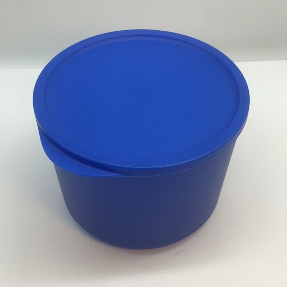 Tupperware Round Container Set of 4 Ideal for Refrigerator & microwave - Picture 6 of 12